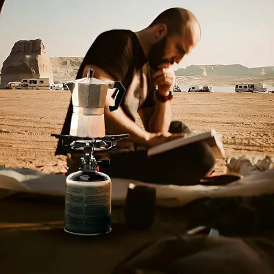 mokapot-kampovanje-putovanje-priprema-kafe-priroda