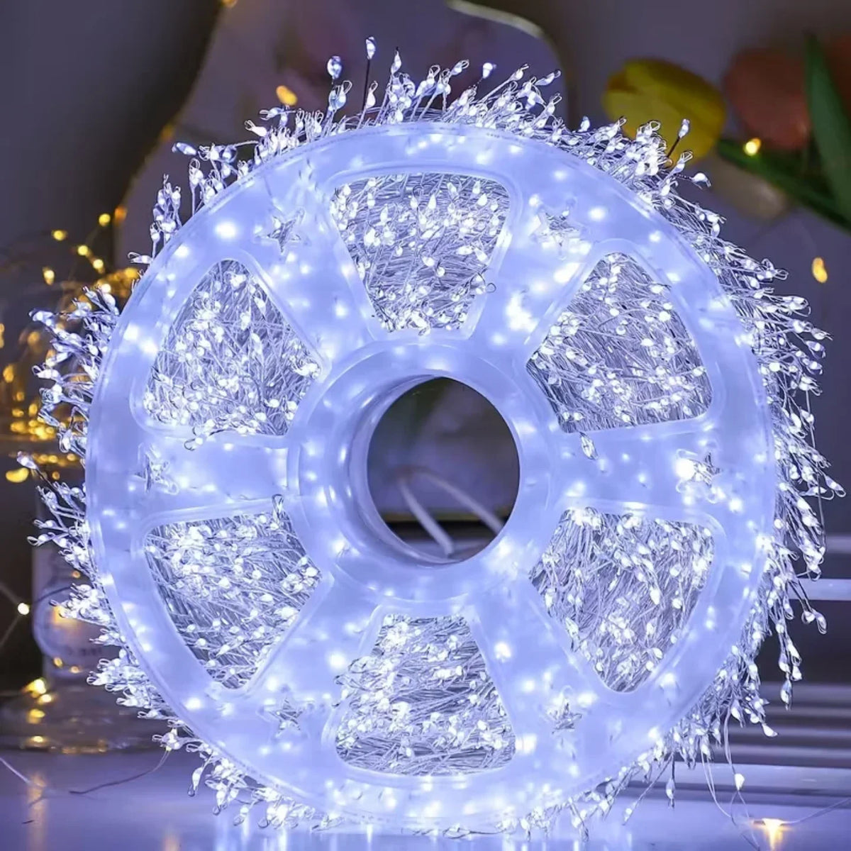 Novogodisnje LED lampice grancice hladno belo svetlo na koturu