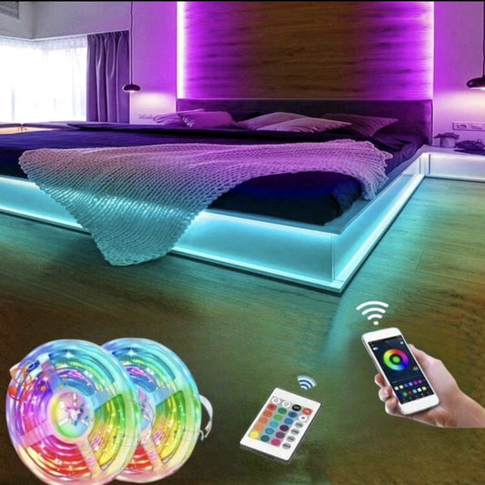 Pametna RGB LED traka u spavacoj sobi sa kontrolom preko telefona