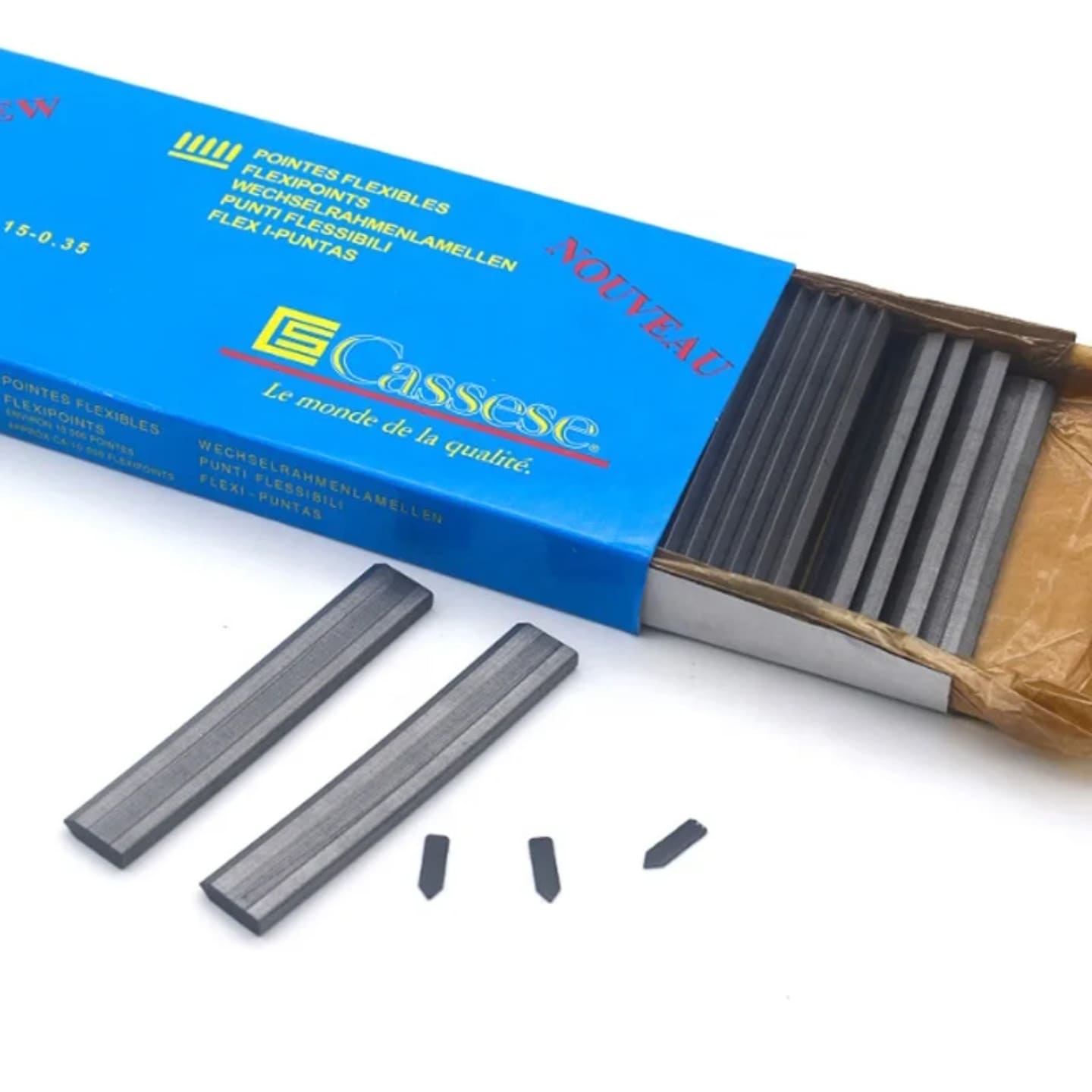 Pin ekseri za klamericu HM515 u plavoj kutiji sa metalnim trakama