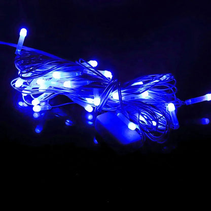 Plave LED novogodisnje lampice koje sijaju u mraku