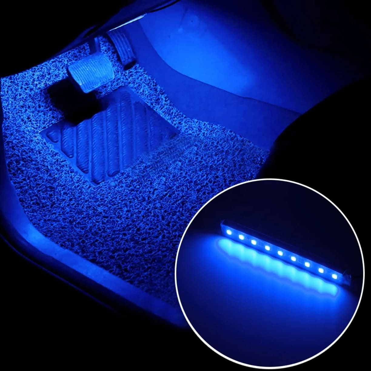 Plavo LED osvetljenje prostora za noge u automobilu.