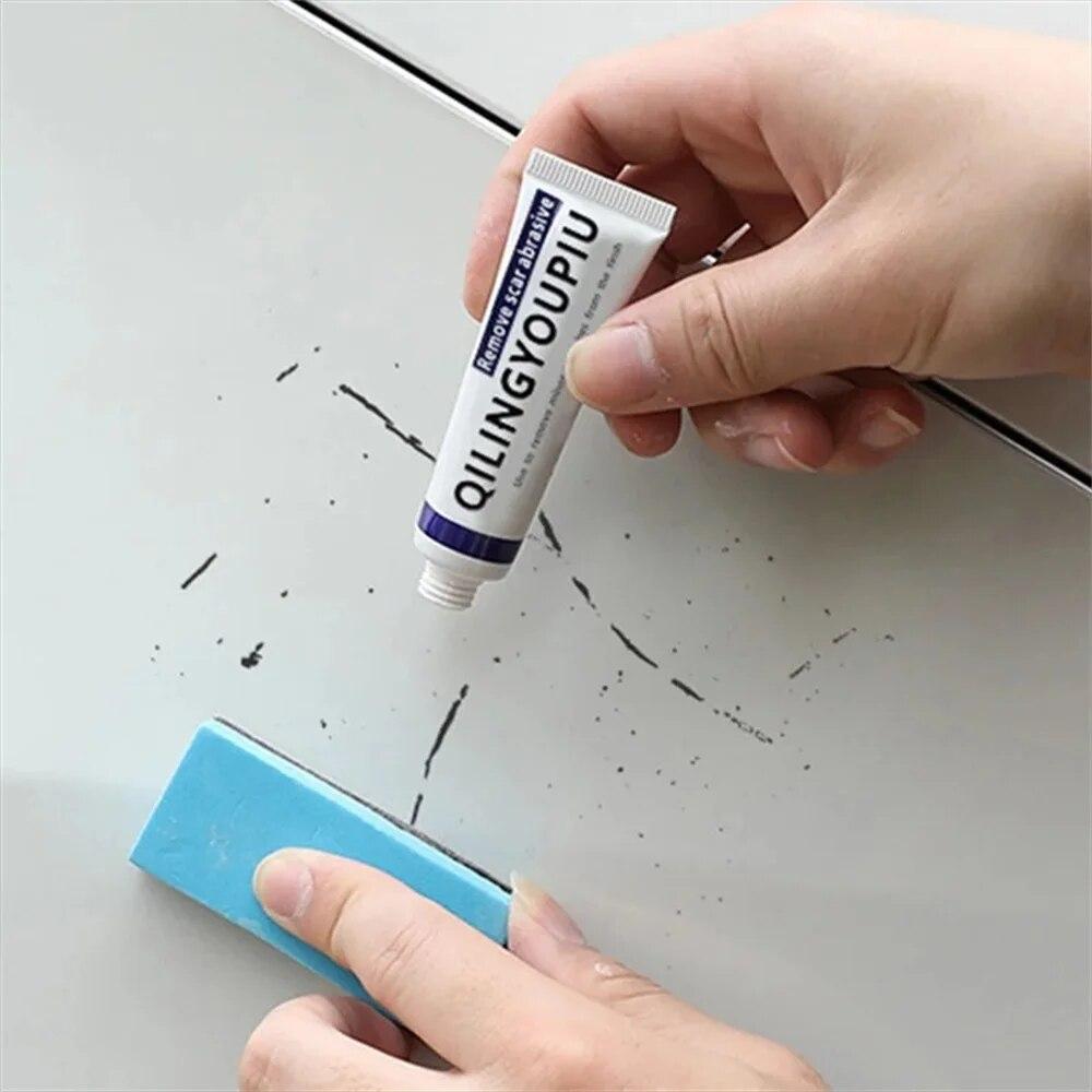 Poliranje sitnih ostecenja na autu pomocu korektora za lak