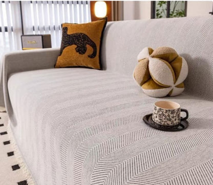 Boho prekrivac uklopljen u moderan i svetao enterijer