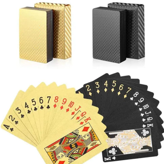 premium spil zlatnih i crnih poker karata