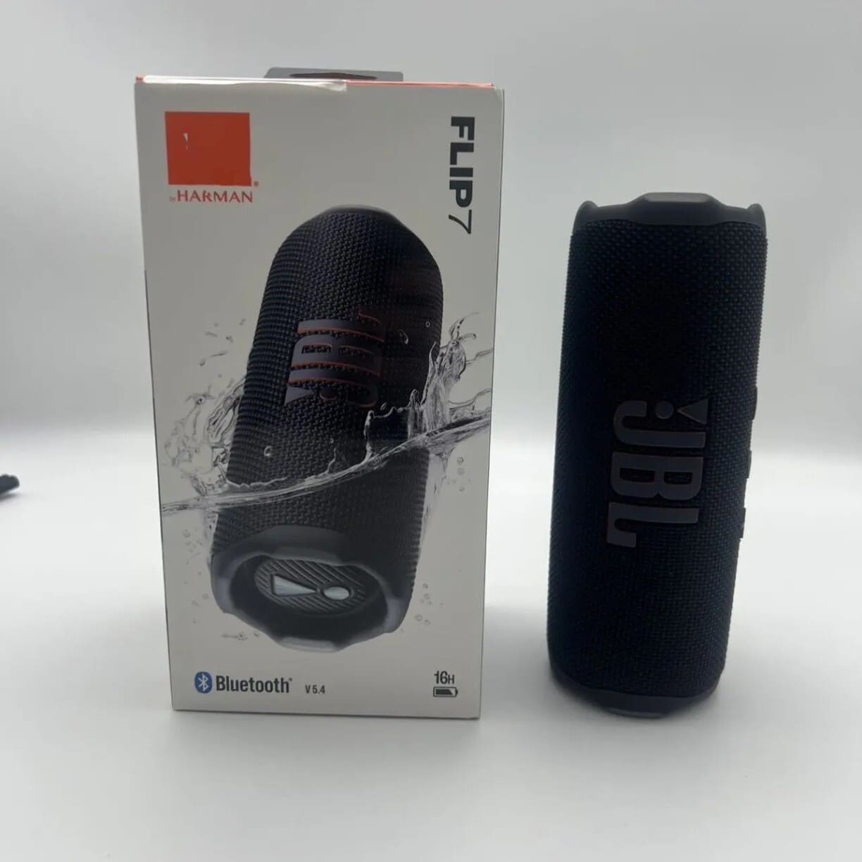 Prenosivi Bluetooth zvučnik Flip 7 crne boje