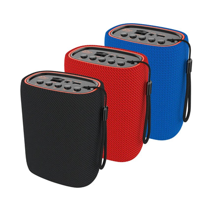 Tri prenosna bluetooth zvucnika u crnoj, crvenoj i plavoj boji