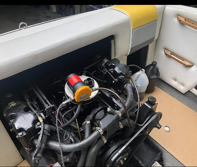 Prikaz pumpe koja se koristi za pretakanje ulja iz motora automobila, efikasno i cisto resenje.