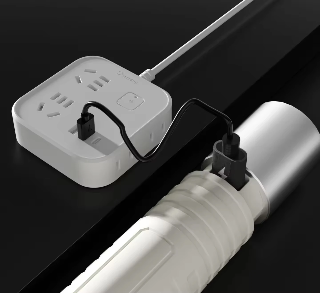 Punjenje punjive LED mini lampe preko USB kabla