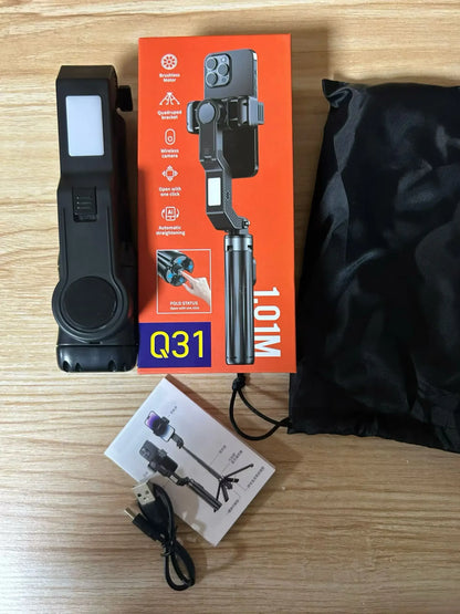 Pakovanje Q31 stabilizatora sa kutijom, torbicom, USB kablom i uputstvom