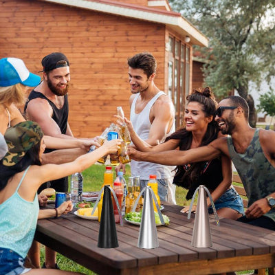 Rasterivac muva na proslavi, rostilju. Omogucava bezbrizno uzivanje u hrani na otvorenom.