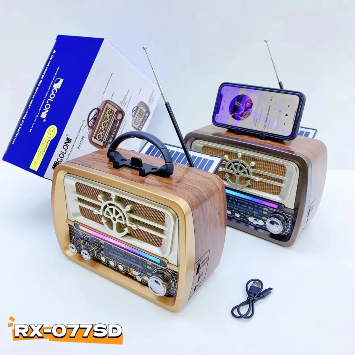 Retro radio zvucnik sa telefonom na drzacu i solarnim panelom