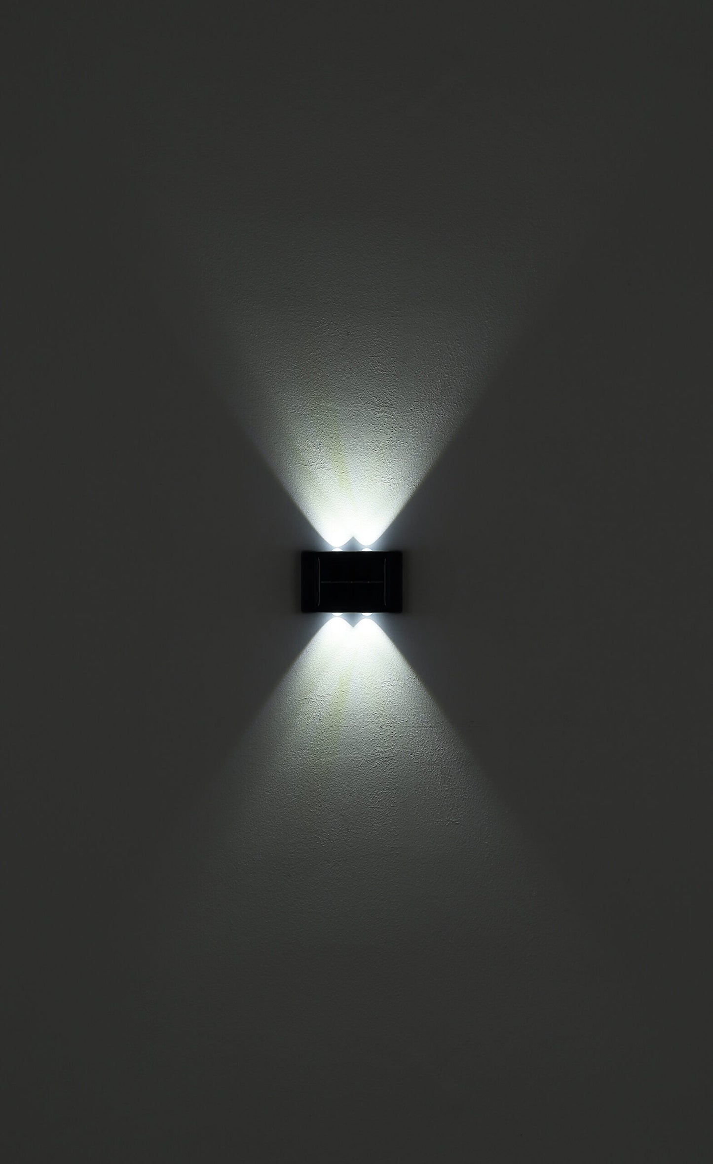 Solarna Zidna LED Lampa - Savršeno Osvetljenje za Vaš Dom i Dvorište - 4kom Azijashop