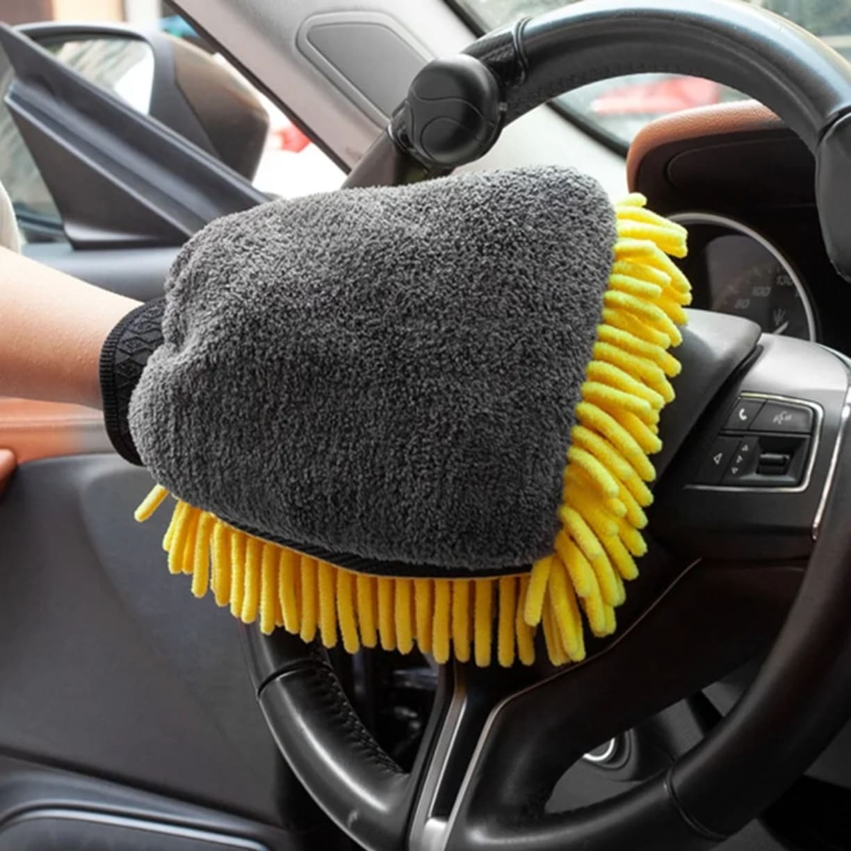 Mikrofiber rukavica za čišćenje volana i enterijera auta