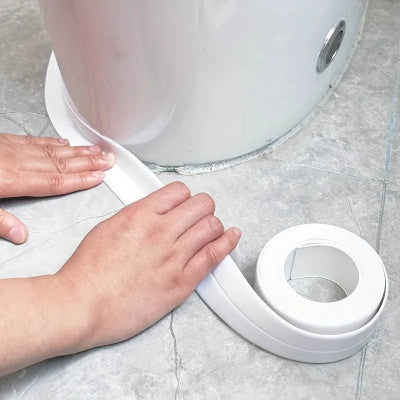 Samolepljiva vodootporna traka za zaptivanje oko WC solje i kade. Idealna za kucnu upotrebu, jednostavna instalacija. Sprecite curenje i vlazenje.