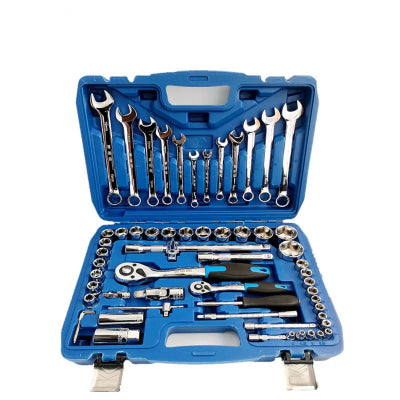 Premium set alata sa gedorama i kljucevima. Praktican kofer idealan za auto mehanicare i majstore. Set od 61 delova za kucu i radionicu.