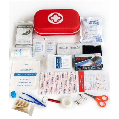 Komplet prva pomoc sadrzaj zavoji gaze makaze pinceta flasteri komprese za hitne slucajeve obavezna oprema