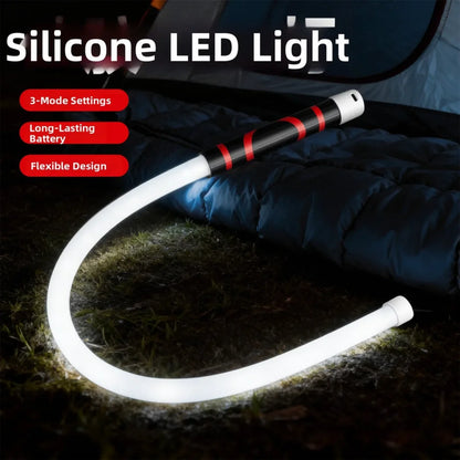 Silikonska fleksibilna LED lampa za kampovanje pored satora