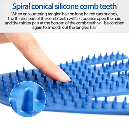 Detaljan prikaz spiralnih silikonskih zubaca koji nezno rascesljavaju dlaku i masiraju kozu ljubimca bez cupanja.