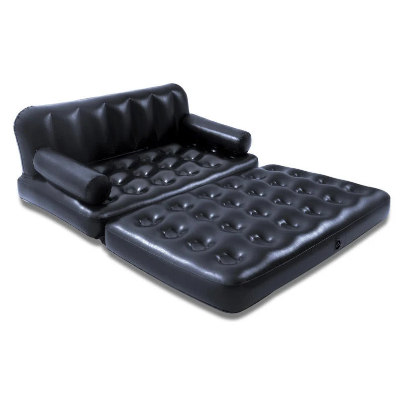 Sofa na naduvavanje rasklopljena u lezaj za dvoje