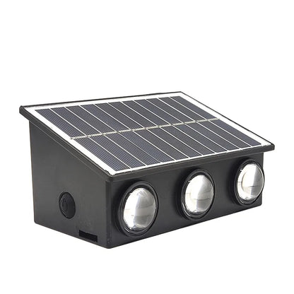 crna solarna led lampa sa tri svetla ugaoni prikaz
