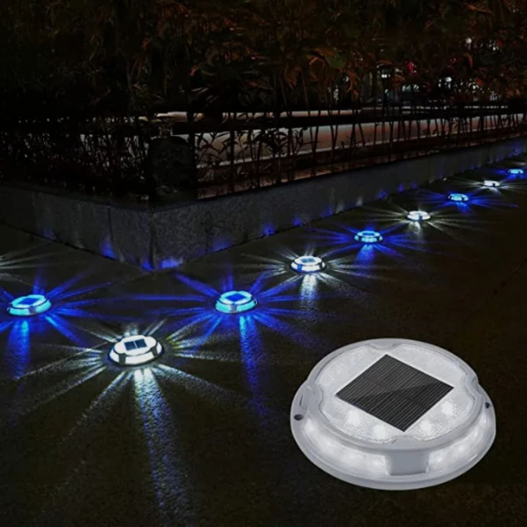 Solarna podna lampa sa snaznim bocnim snopovima za markiranje ivica staze u mraku