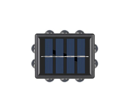 Solarna zidna lampa sa solarnim panelom i vise svetlosnih strana