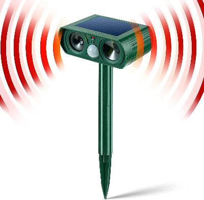 Solarni ultrazvucni rasterivac za stetocine sa senzorom pokreta. Emituje zvuke i bljeskove kako bi oterao divlje i kucne zivotinje iz dvorista.