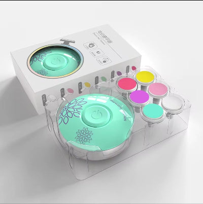 Elektricni trimer i turpija za nokte za bebe i odrasle prikaz pakovanja sa nastavcima za sve uzraste