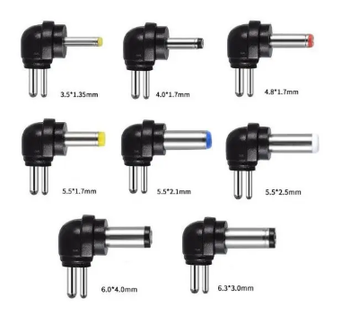 Detaljni prikaz konektora za univerzalni laptop punjac razlicite dimenzije 3 5mm 5 5mm 6 3mm itd za razne brendove